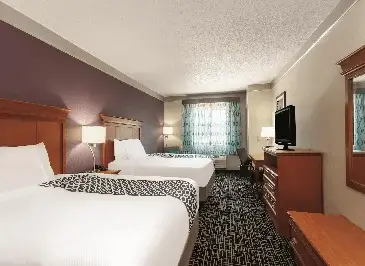 Room Booking in Pearl